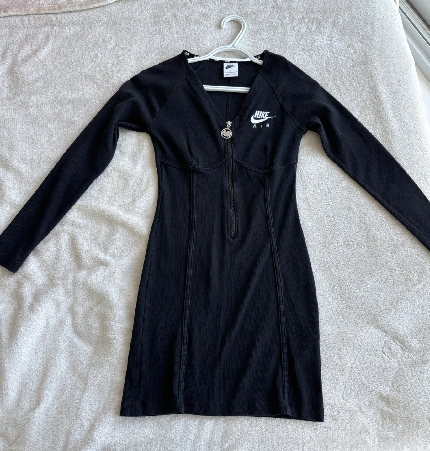 Nike Air Women's Black Long Sleeve Zip-Up Dress