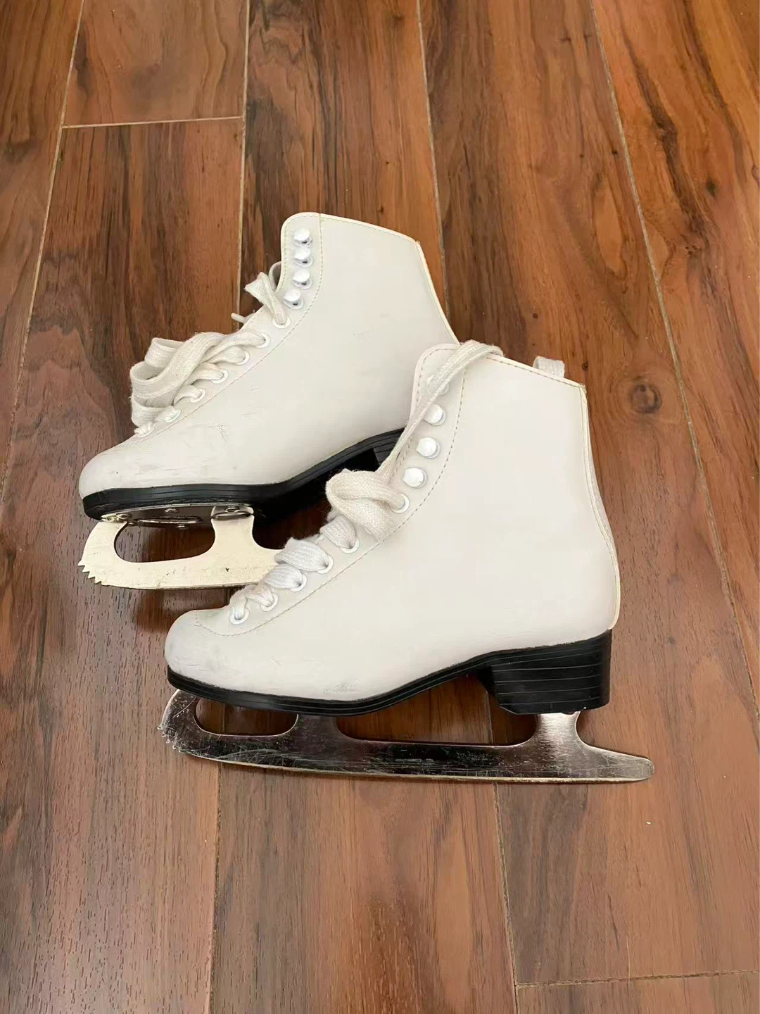 White Figure Skates ⛸️