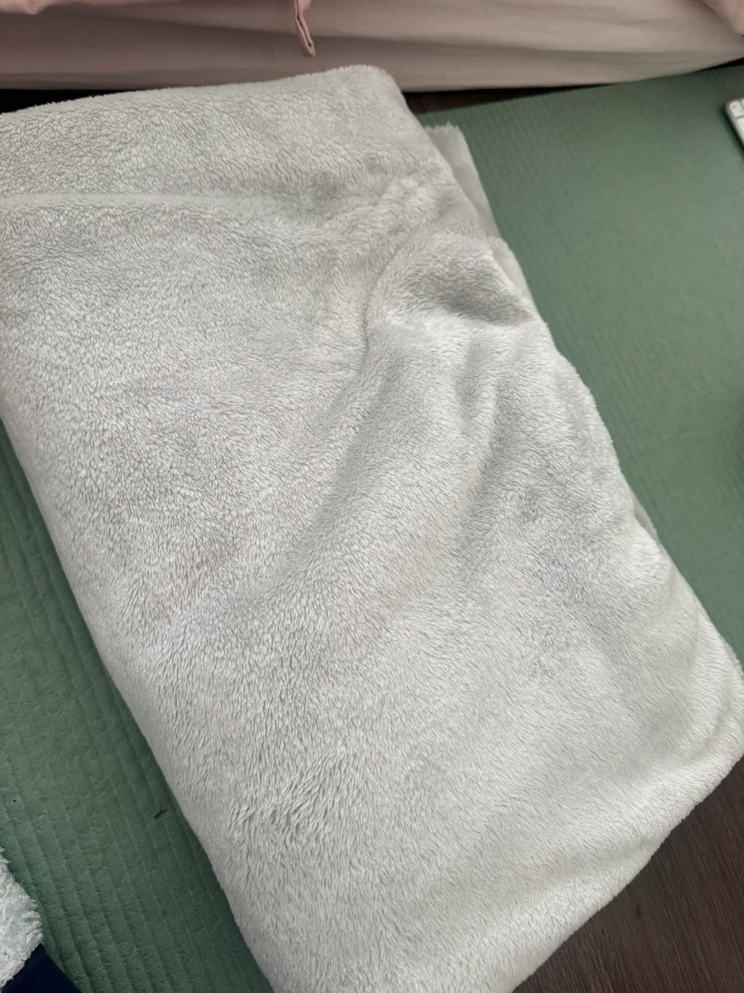 IKEA SLÄNGMÅMAL Throw Blanket - Light Gray - photo 5
