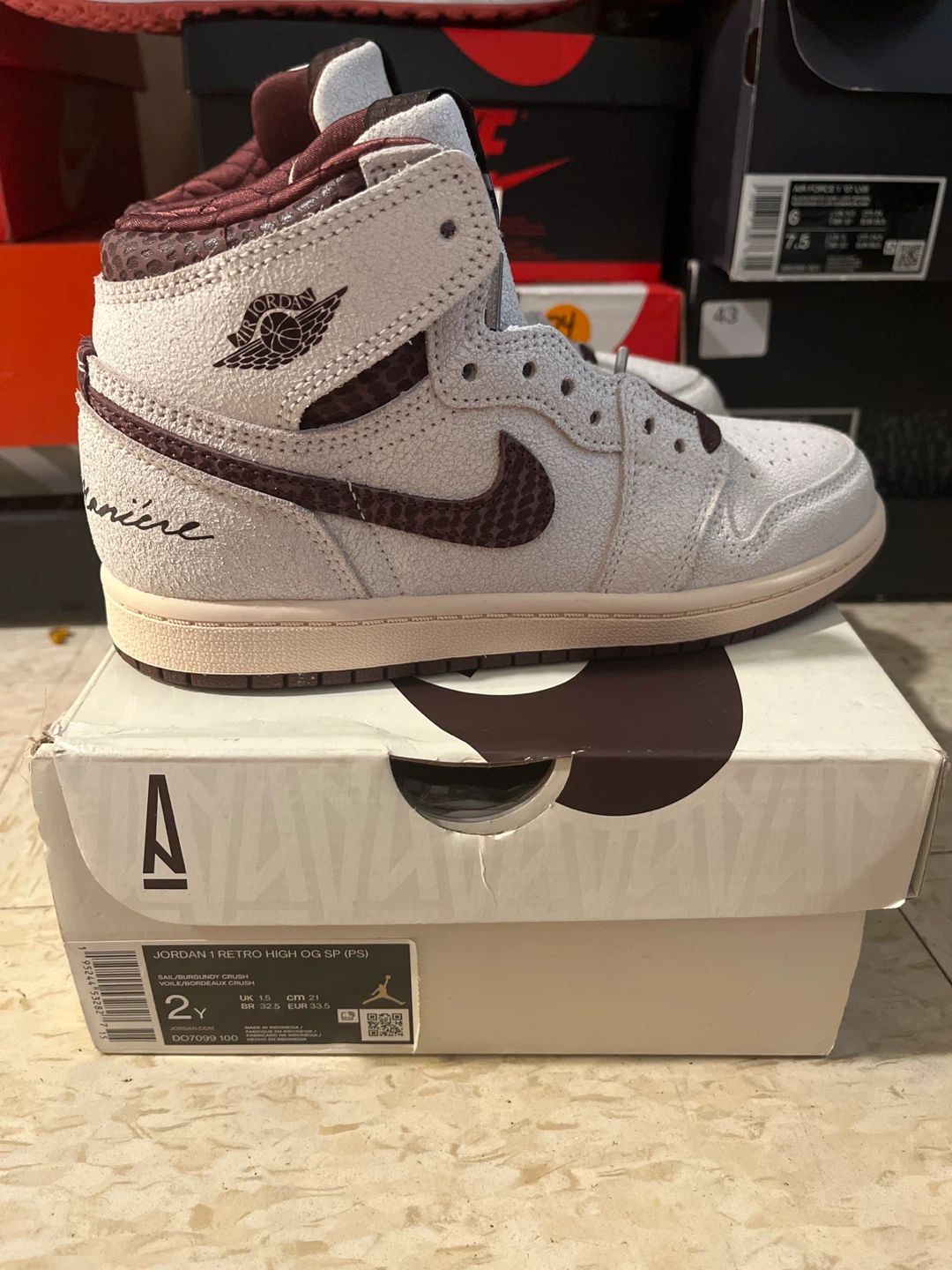 Air Jordan 1 Retro High OG SP "A Ma Maniére" Sneakers - photo 2