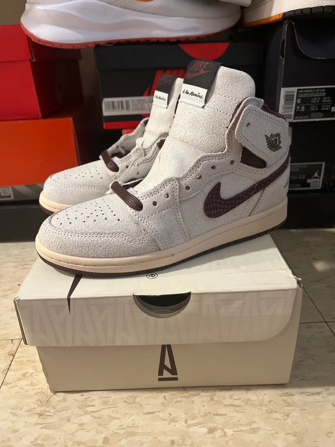Air Jordan 1 Retro High OG SP "A Ma Maniére" Sneakers - photo 4