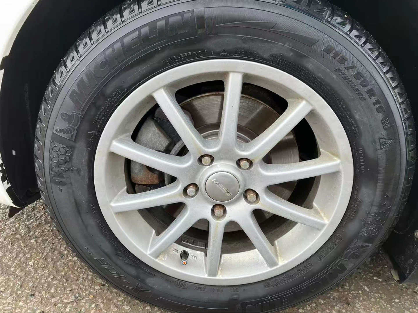 Set of 4 Michelin X-Ice winter tires with alloy rims ❄️ - photo 2