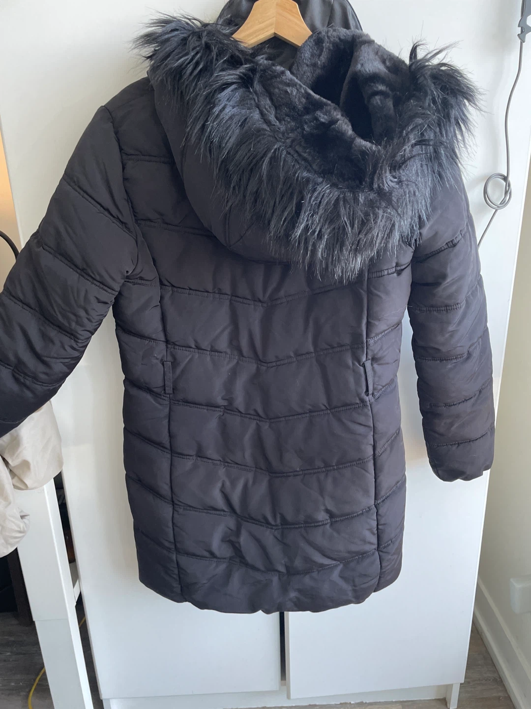 H&M Black Puffer Coat with Faux Fur Hood - Size XS - photo 3