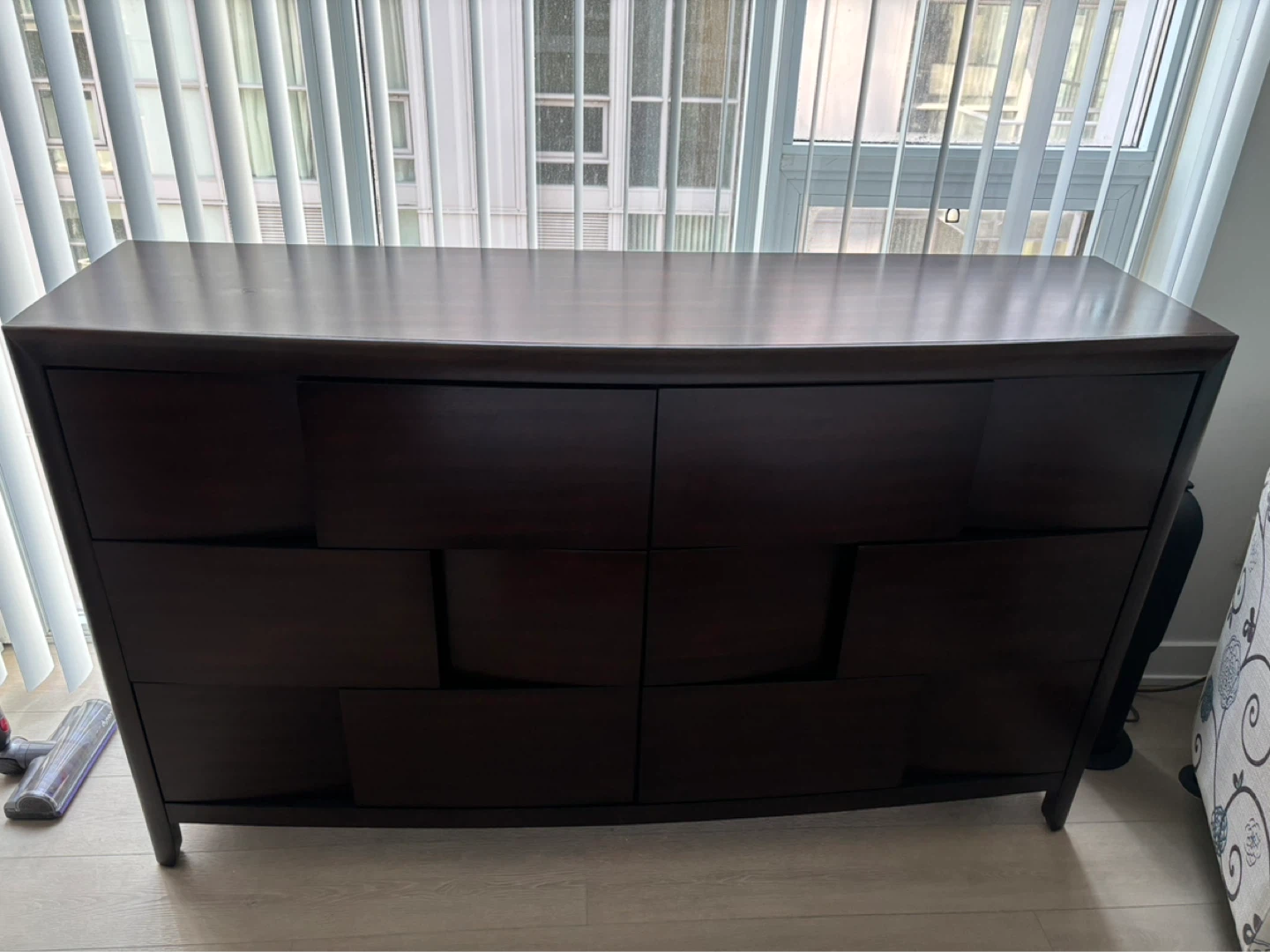 MOVING MUST GO Queen Bed Set with Dresser and Nightstand - photo 3