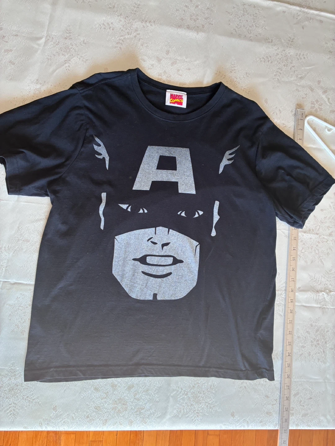 Marvel Comics Captain America T-Shirt XL