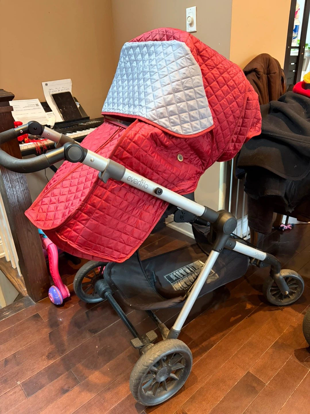 Evenflo Stroller with Car Seat and Winter Cover - photo 2