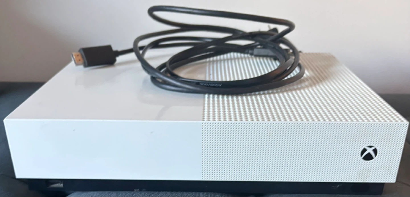 White Xbox One S Gaming Console