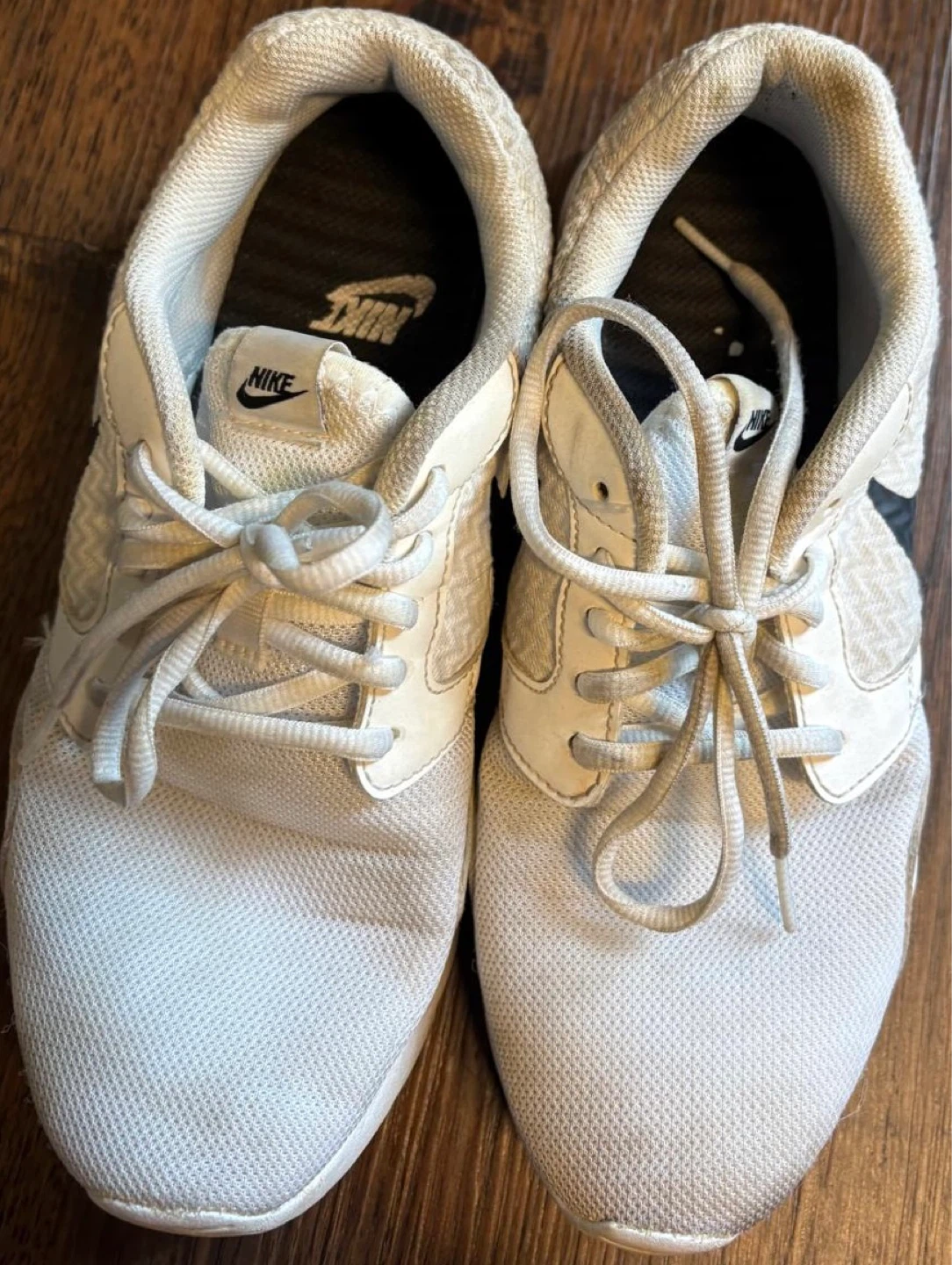 Nike Girl Running Shoes Size 8.5 White