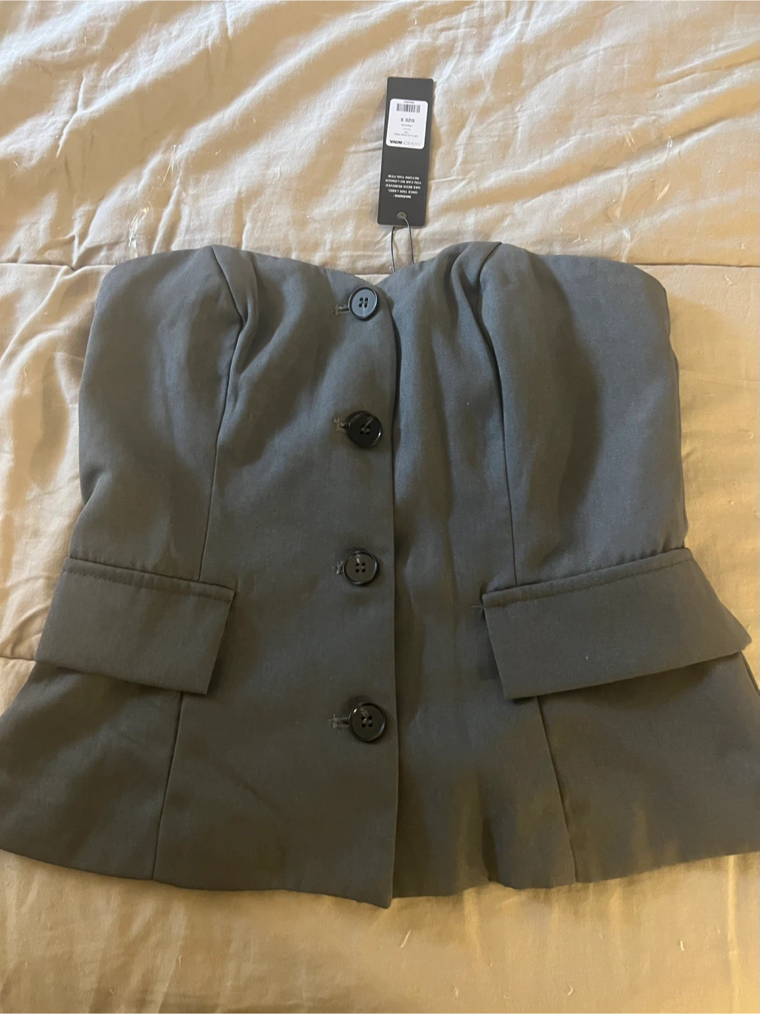 Grey Strapless Button-Up Vest - photo 4
