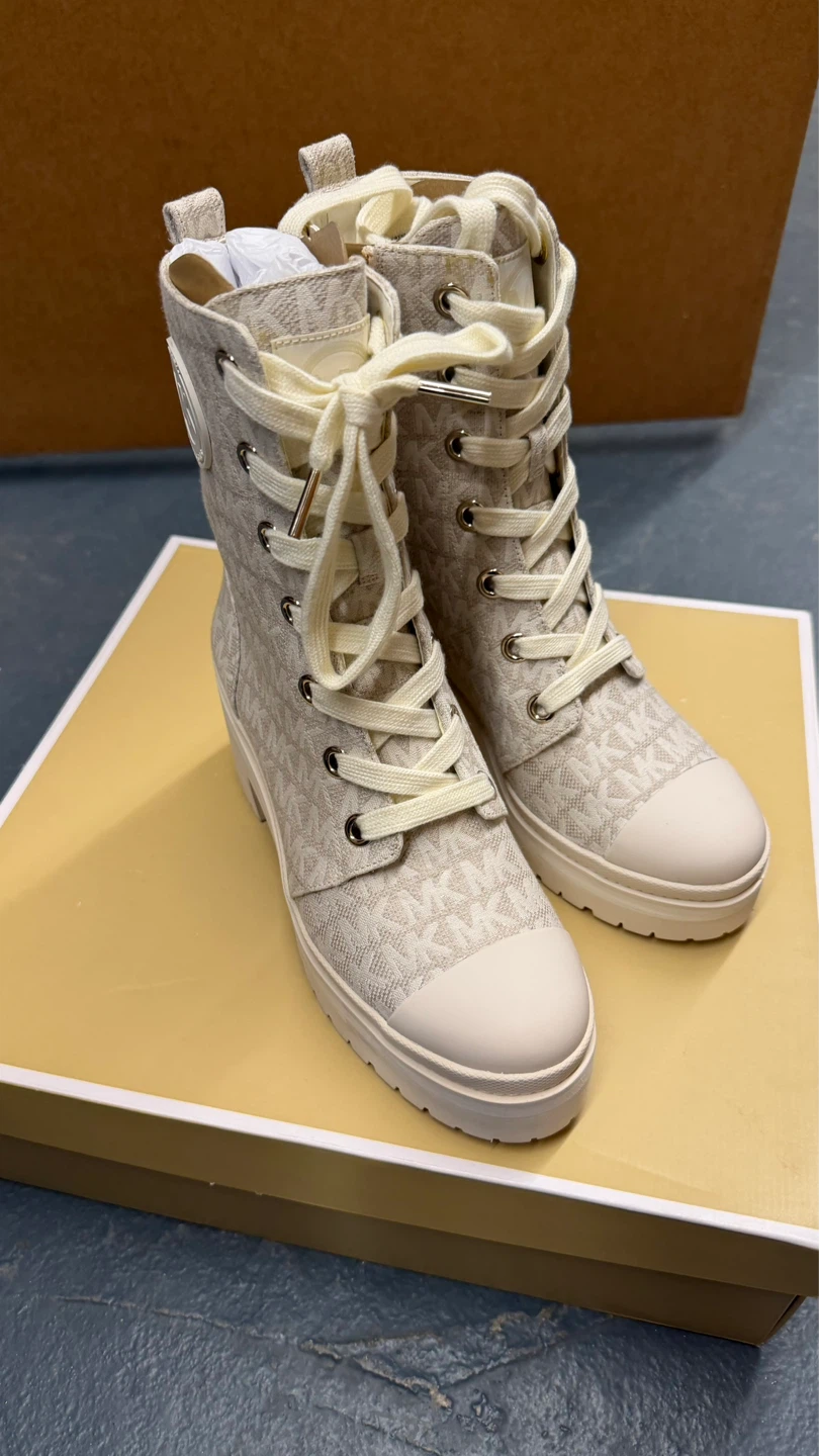 Michael Kors Women's MK Logo Lace Up Zip Boots Size 5.5 - photo 5