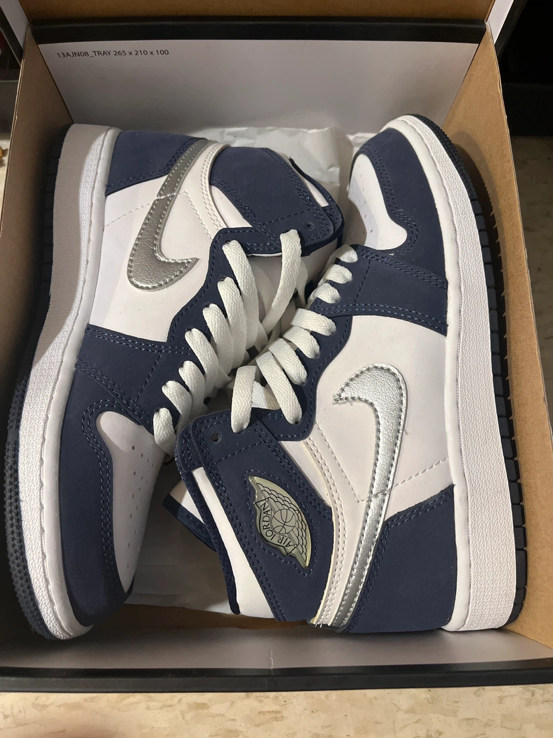 Nike Air Jordan 1 Mid SE Men's Shoes Navy White Size 4.5 - photo 2