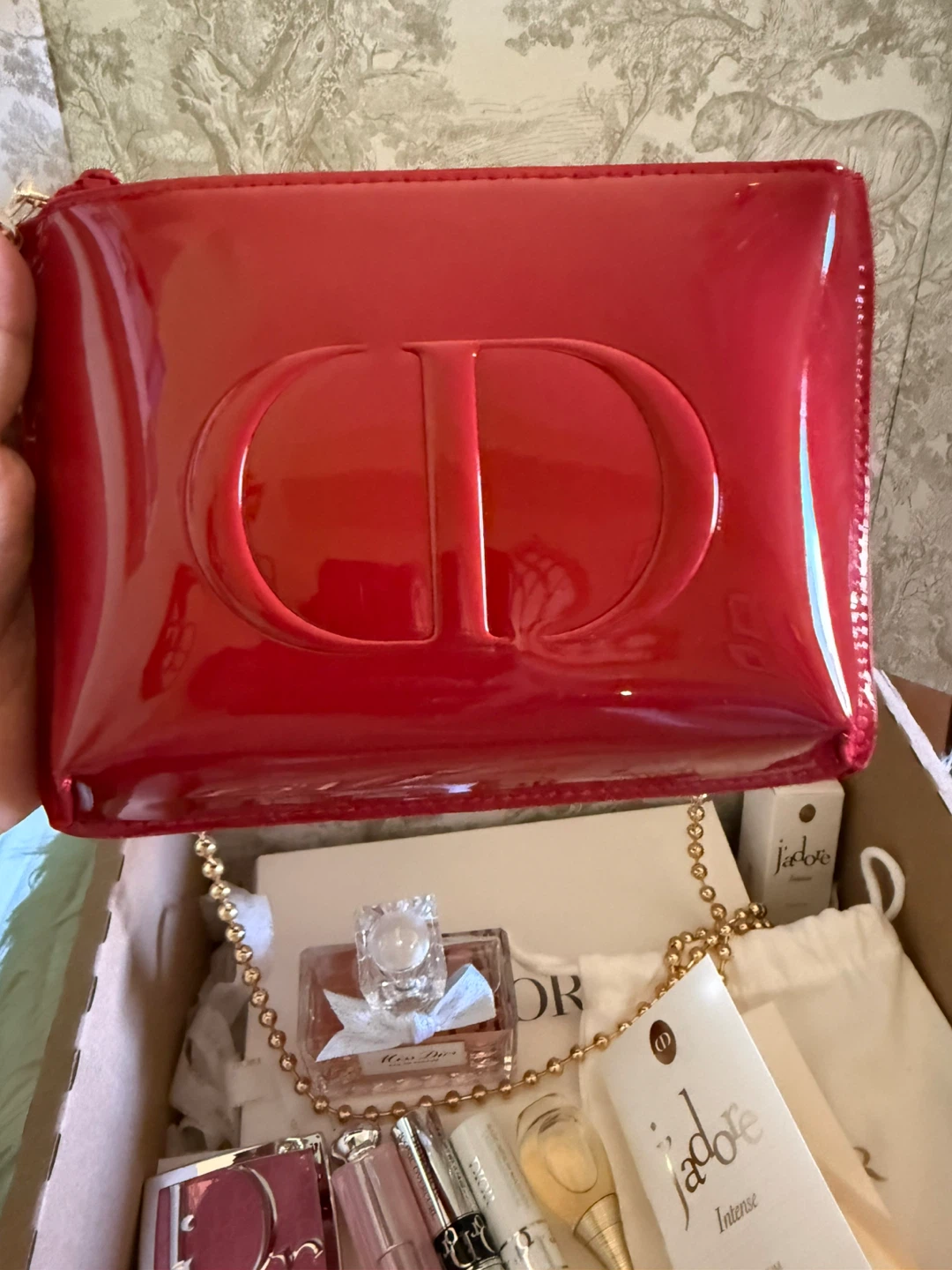 Dior Red Patent CD Clutch Bag with J'adore Perfume & Makeup - photo 3