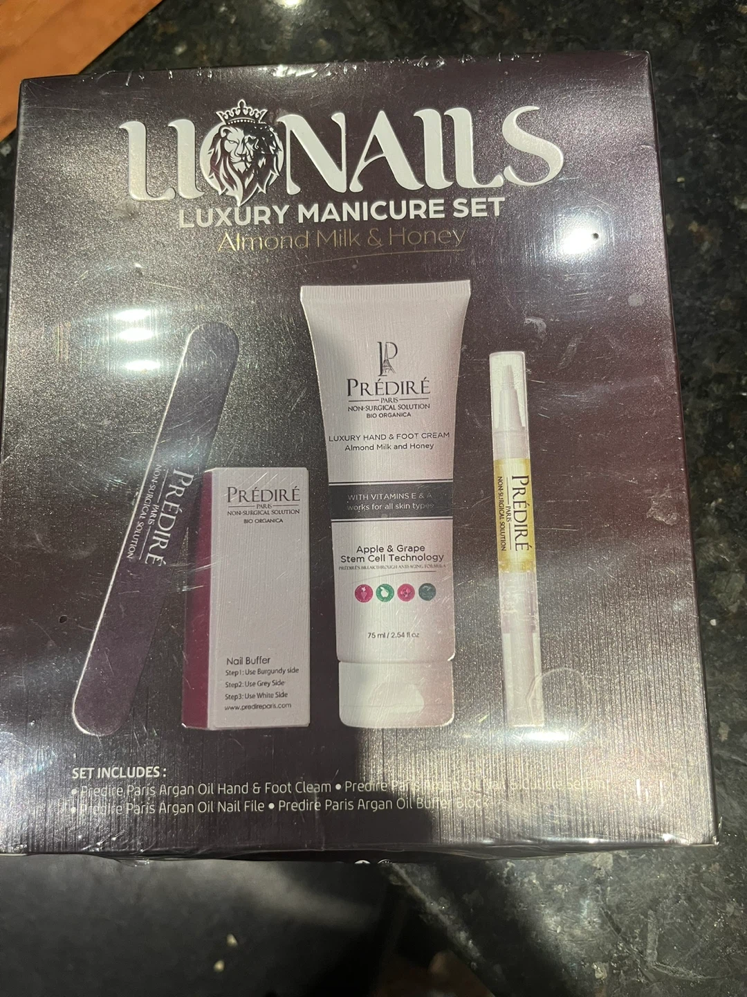 NEW Lions nails kit - photo 5