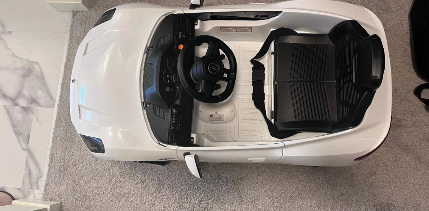 White Maserati GranTurismo Ride-On Toy Car - photo 5