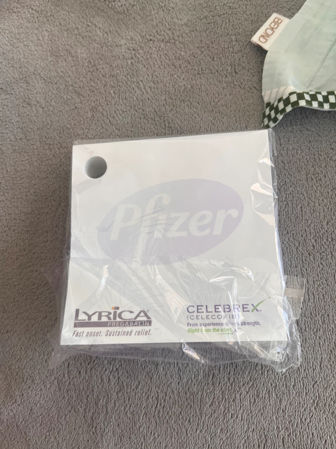 Pfizer Lyrica & Celebrex Promotional Notepad - photo 2