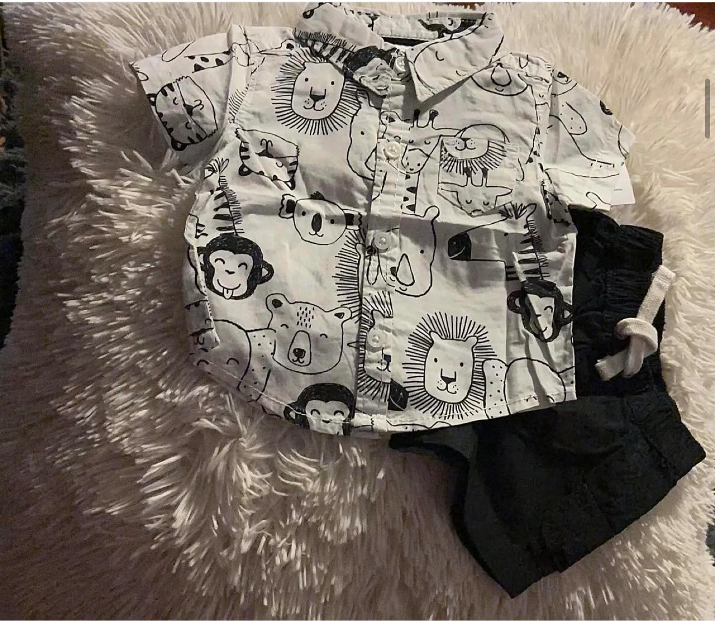 BOYS 2PC SHORTS SUITE (SIZE:NEWBORN)