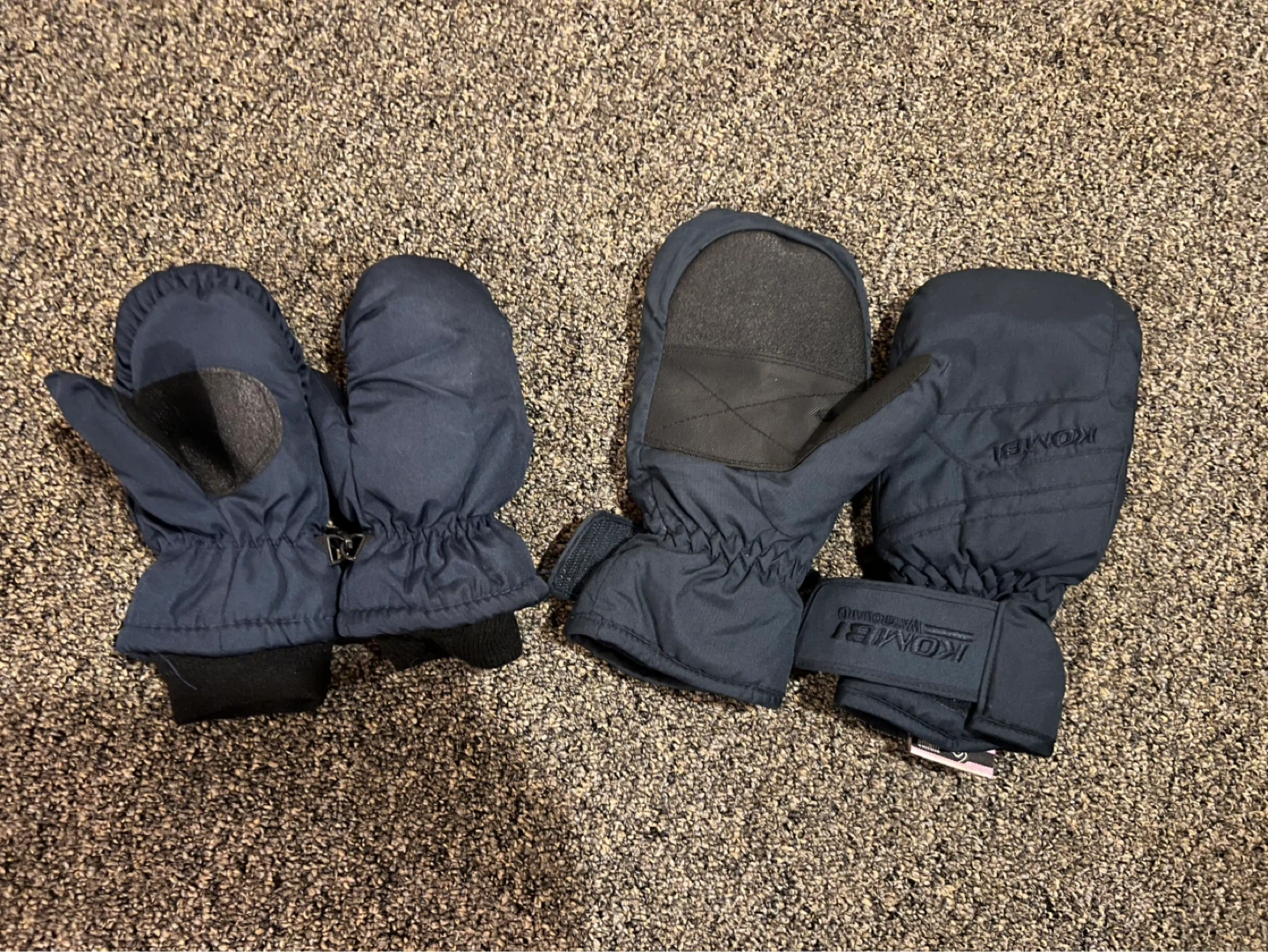 Kombi Mittens (Set of 2)