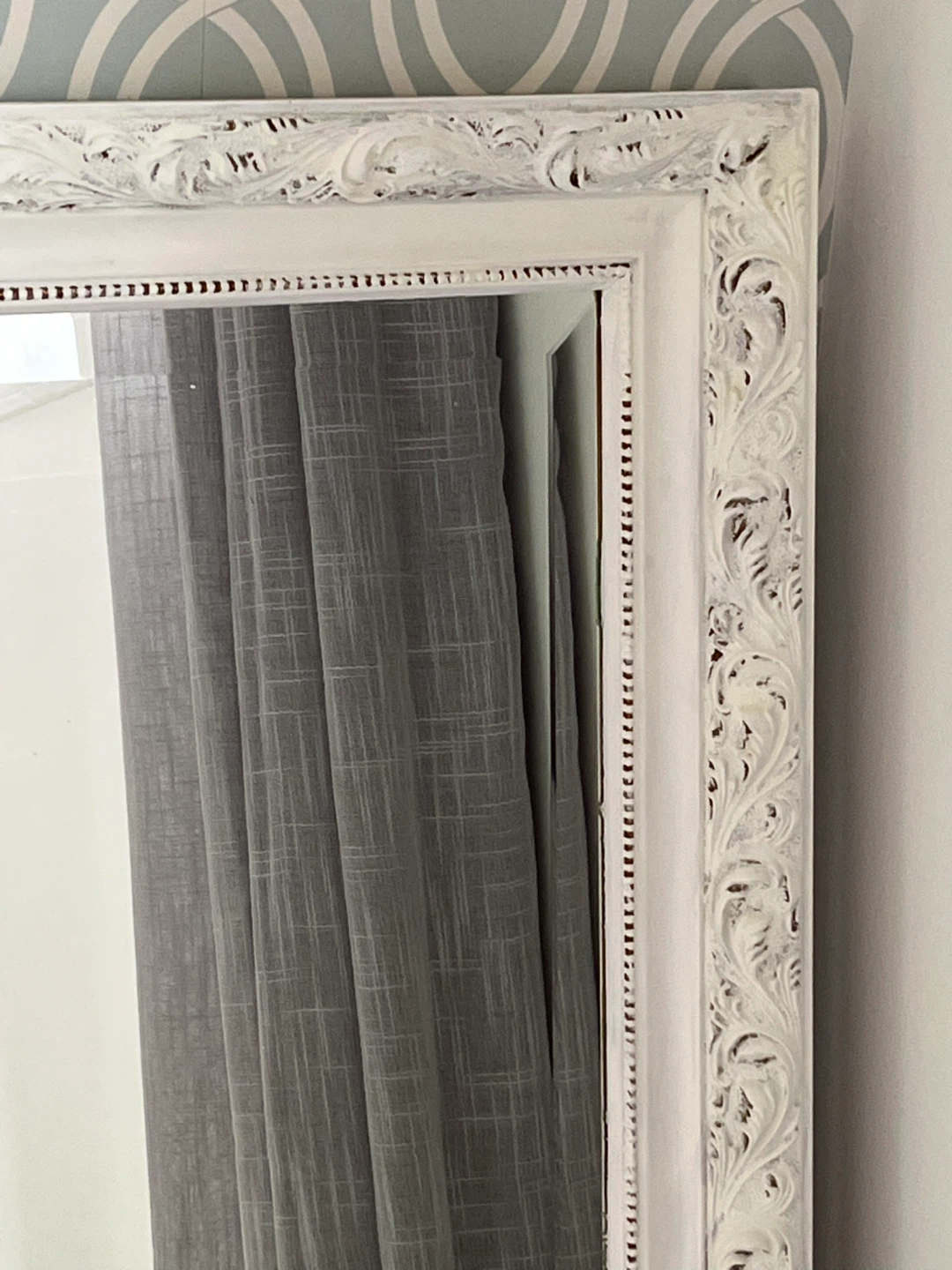 White Ornate Frame Mirror - photo 4