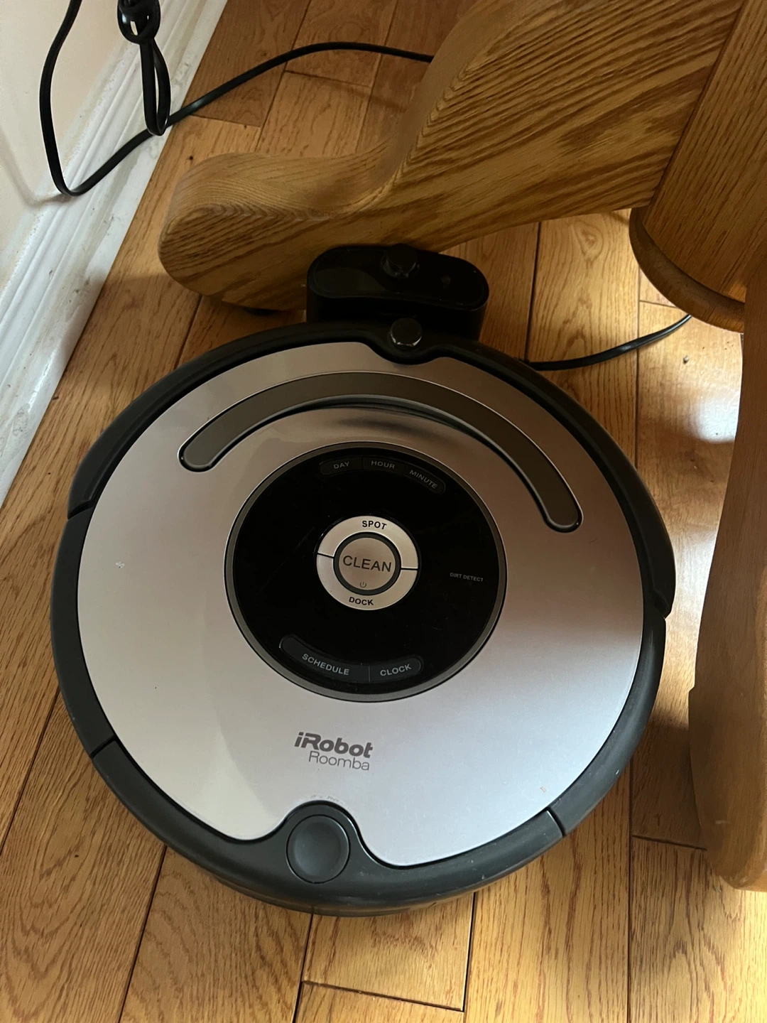 iRobot Roomba Robotic Vacuum Cleaner - photo 2