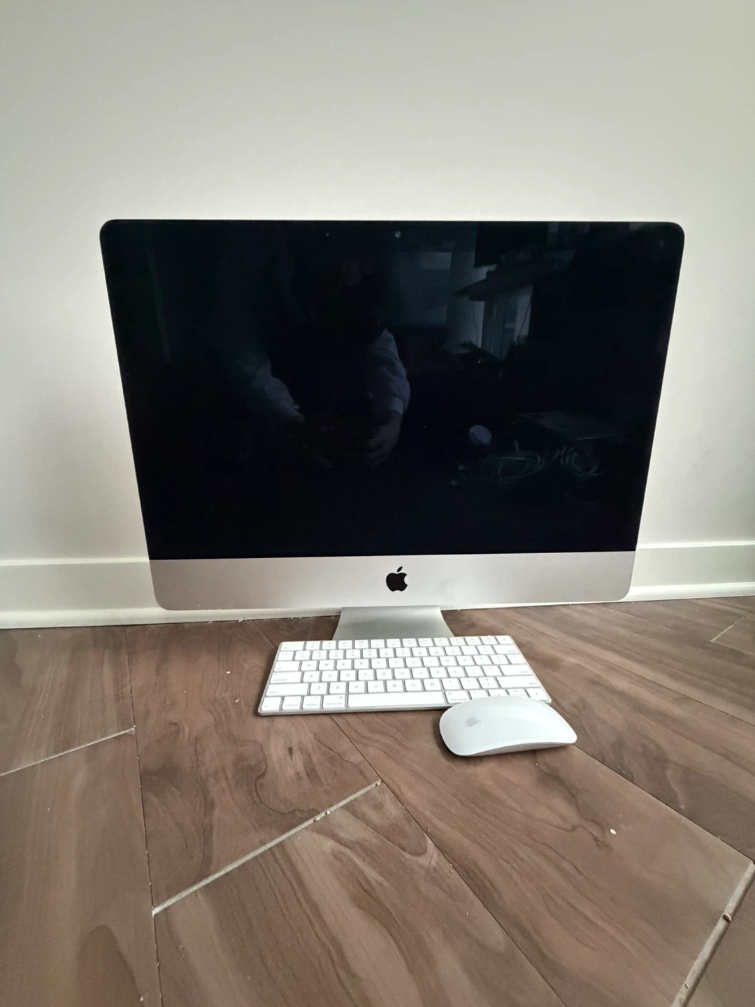 Apple iMac Desktop Computer with Keyboard and Mouse - photo 2