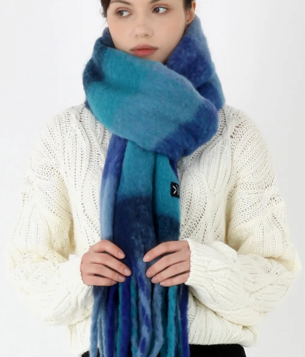 Warm Long Scarf (Over 2m) – Soft & Cozy