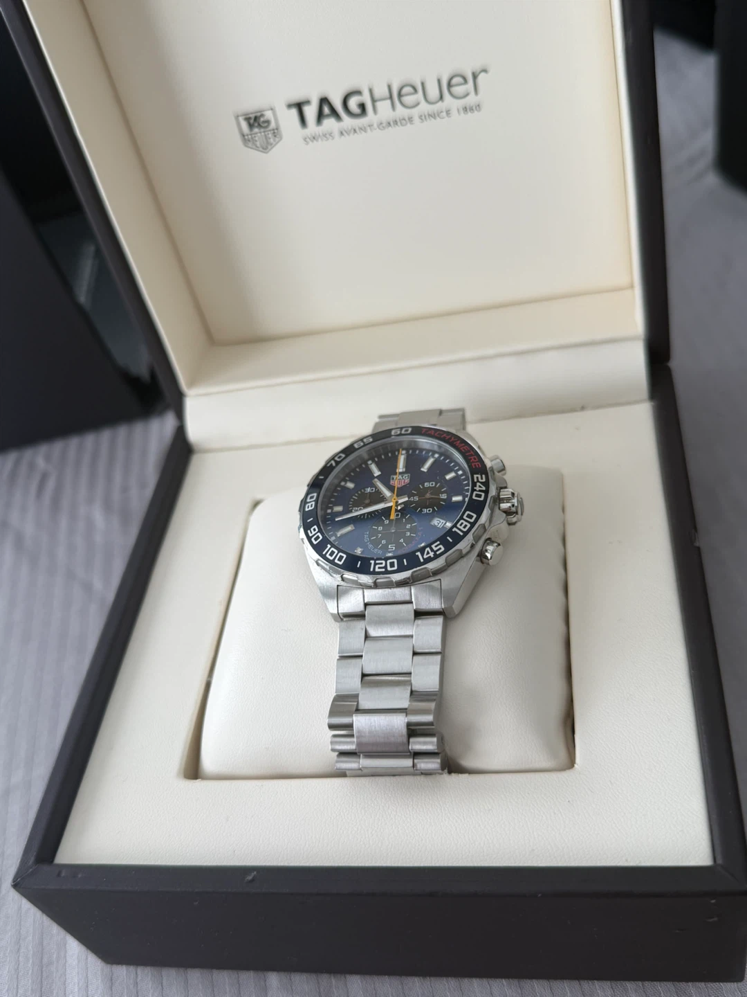 TAG Heuer Formula 1 ASTON MARTIN CHRONOGRAPH x RED BULL RACING