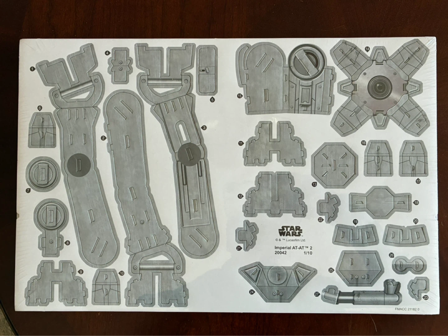 $22 NIB NEW Star Wars Imperial at-at 3D Model Kit 238 Pcs TOY - photo 3