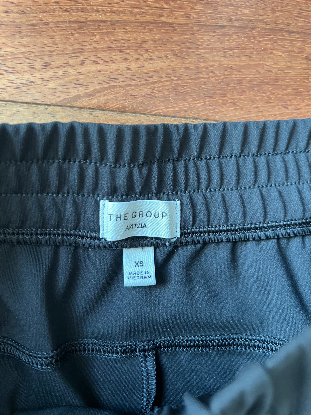 Aritzia Black Haven Pants XS - photo 2