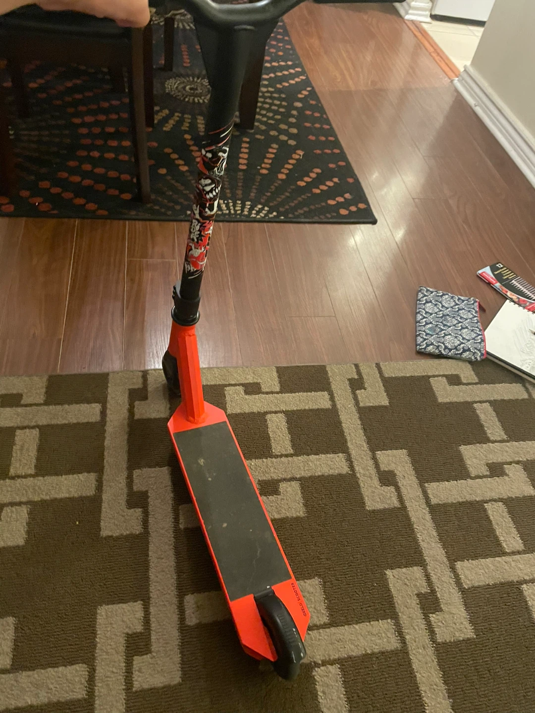 Red and Black Stunt Scooter (Oxelo) - photo 2