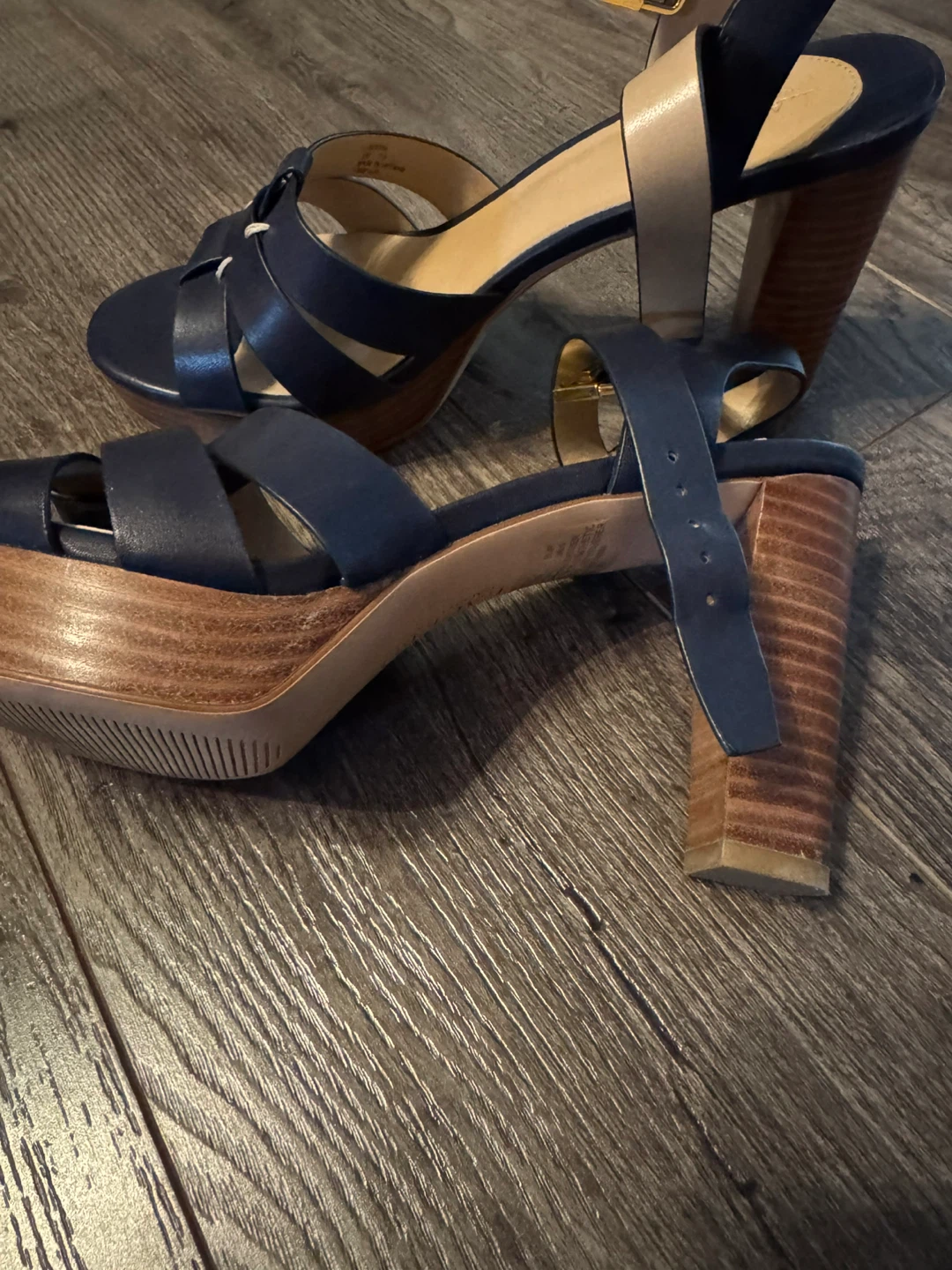 Ralph Lauren Navy Leather l Heels - photo 4