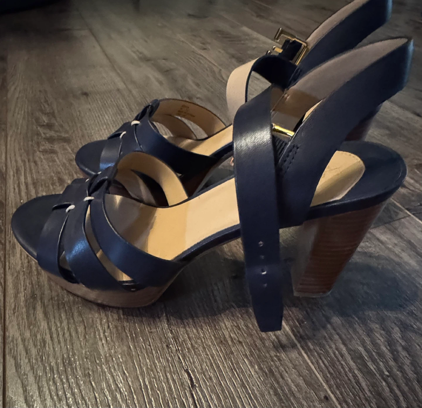 Ralph Lauren Navy Leather l Heels