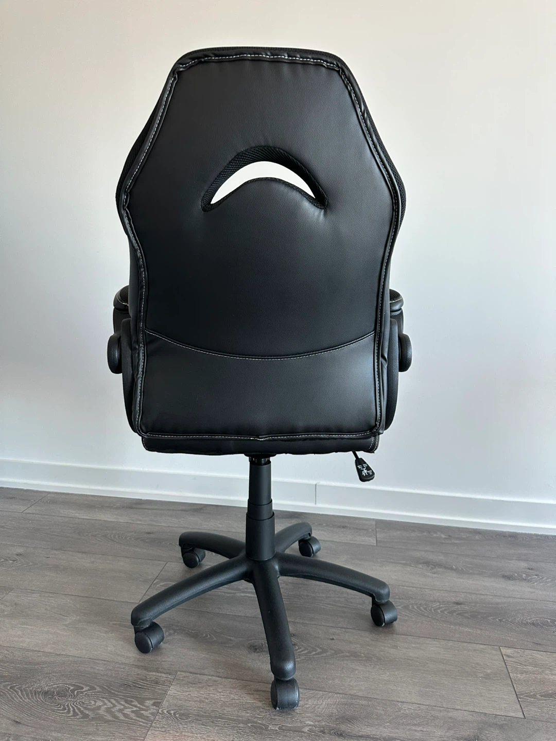 Black Gaming Chair with Padded Arms - photo 3