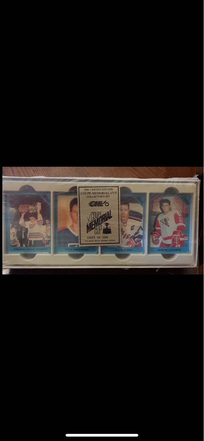 1990 Limited Edition Memorial Cup Collector's Set