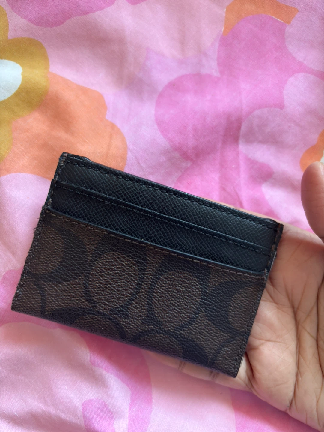 Card Holder - photo 2