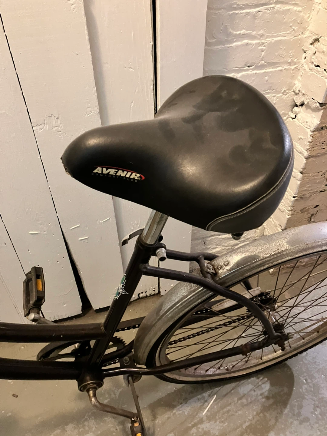 Black Huffy Womens Cruiser Bicycle - photo 3