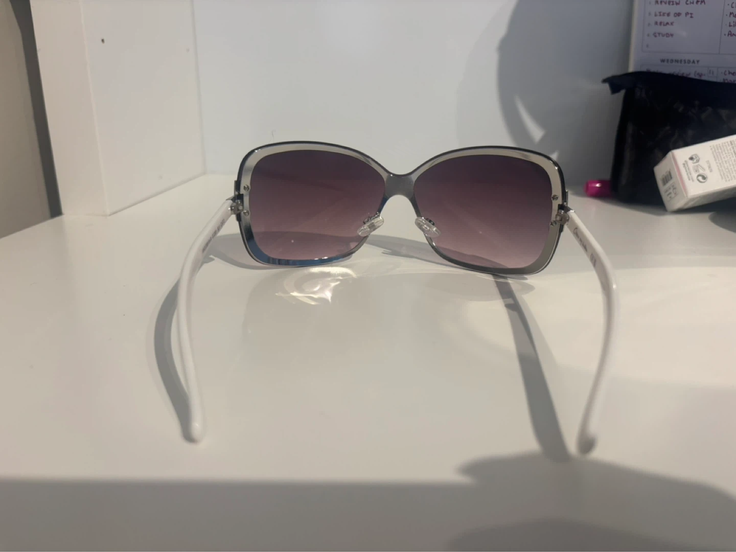 Y2K Circus NY Sunglasses - photo 4