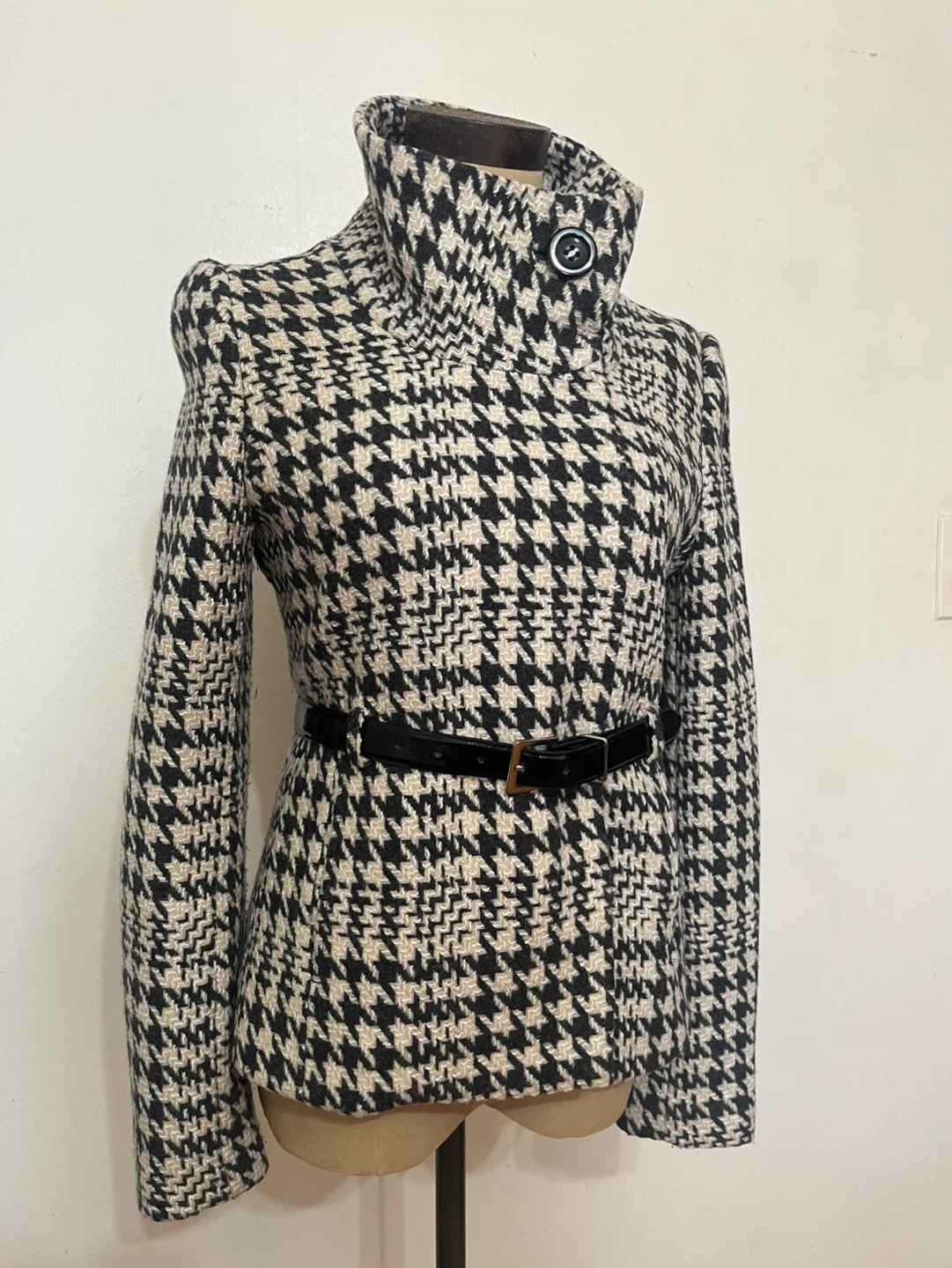 H&M Houndstooth Wool Blend Jacket with Belt Size 4