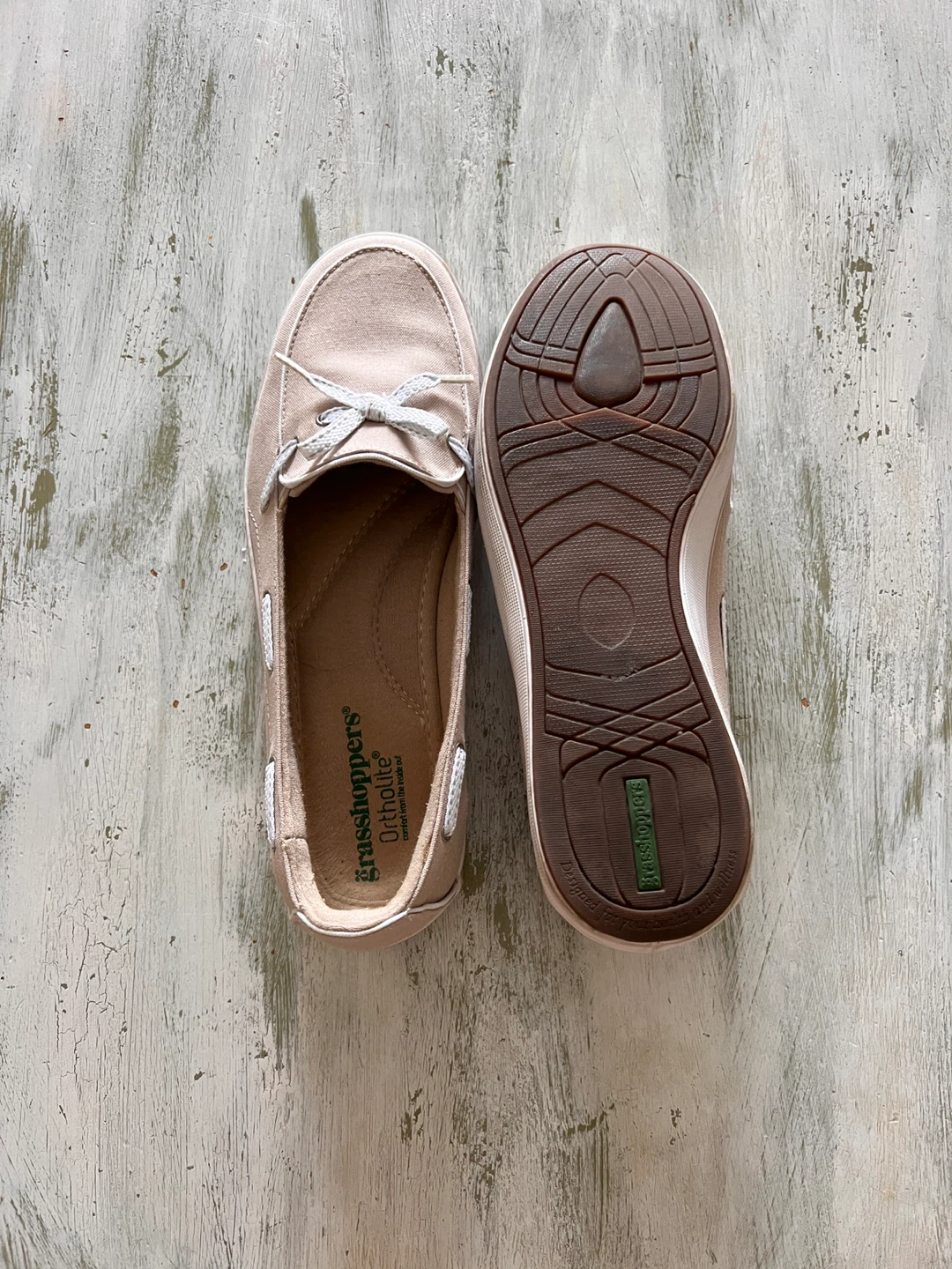 Grasshoppers Women’s Tan Comfort Loafers – Size 9
