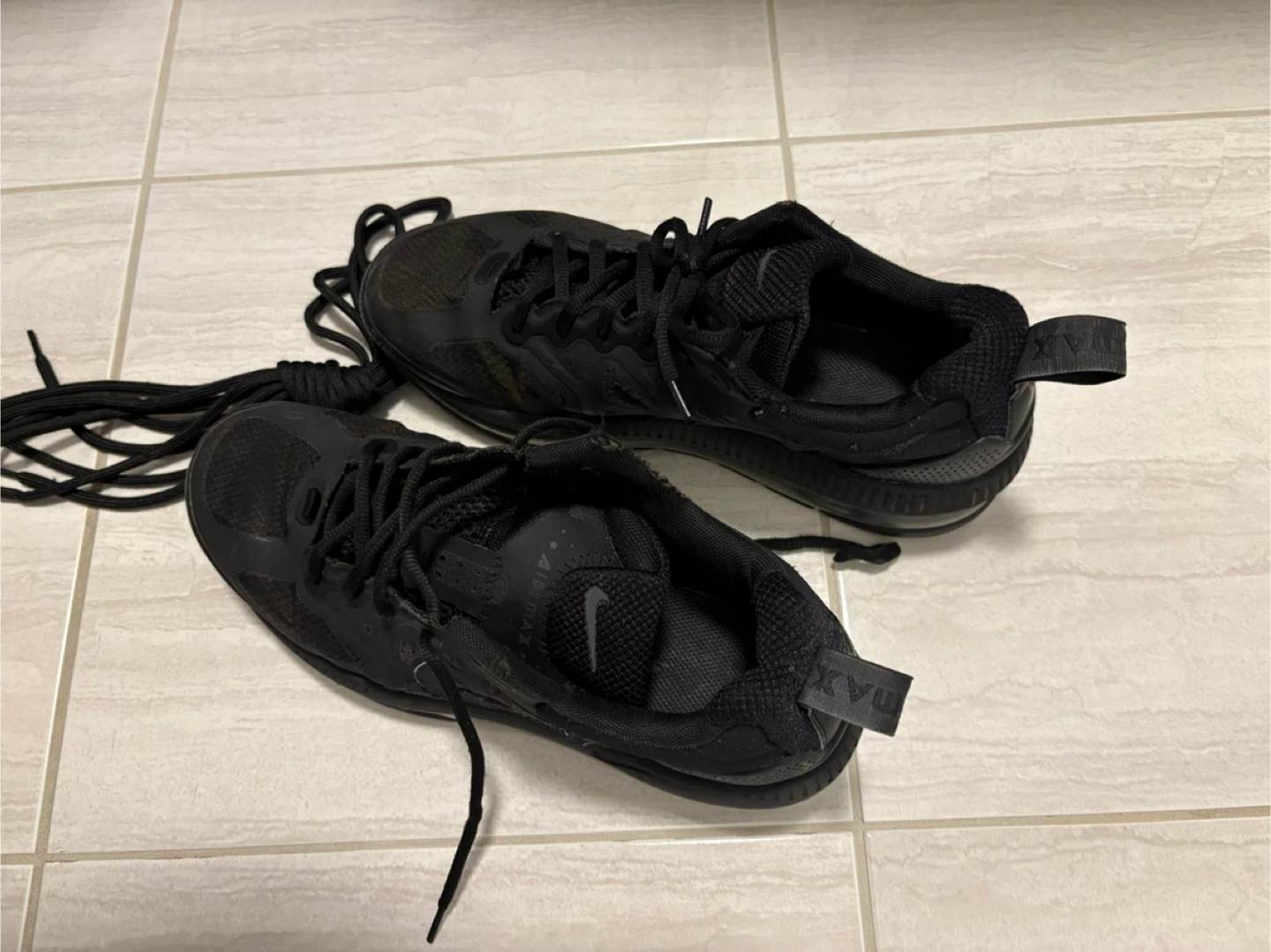 Nike Air Max Running Shoes - photo 2