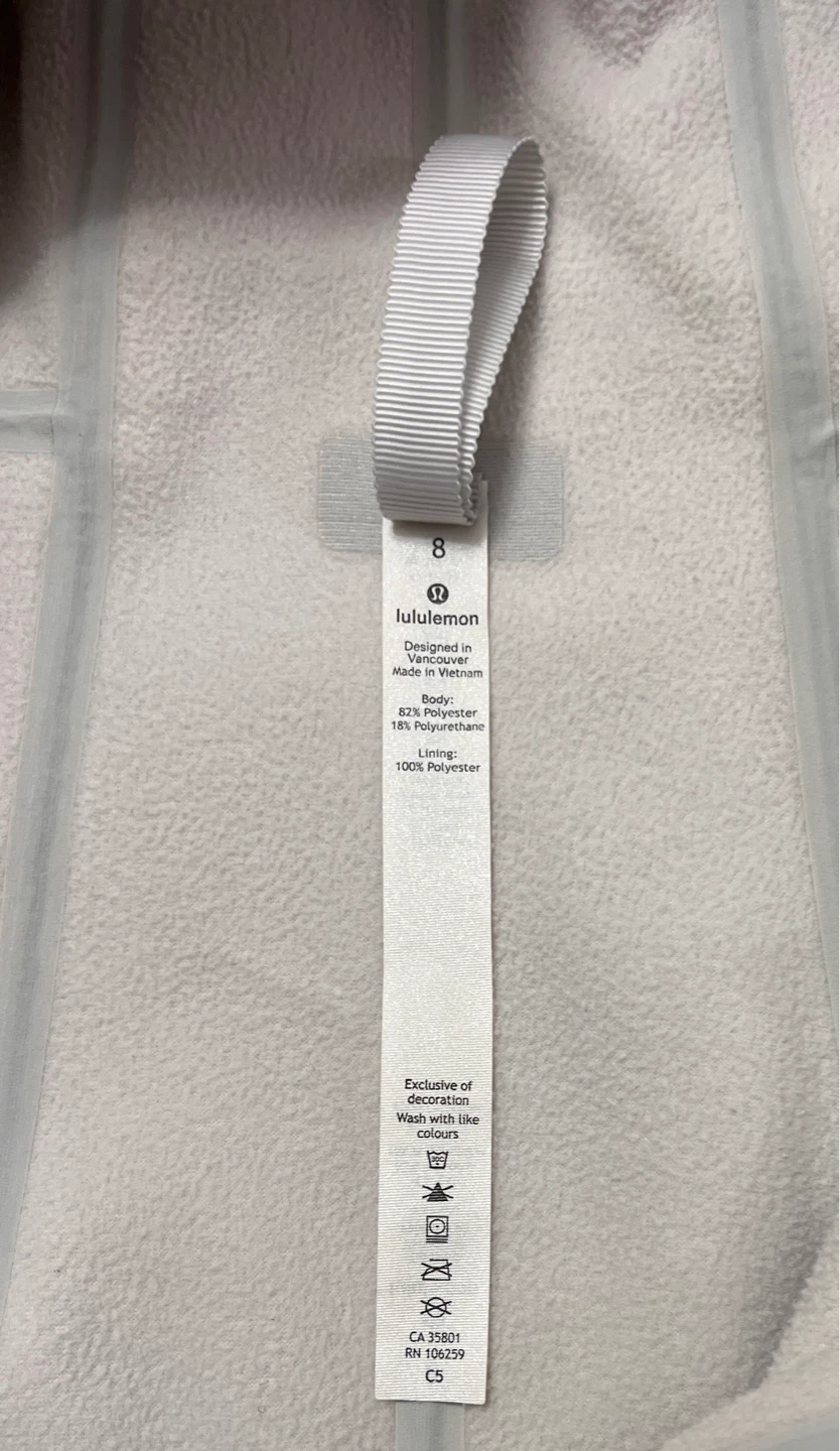 Lululemon Hooded Jacket Size 8 - photo 3