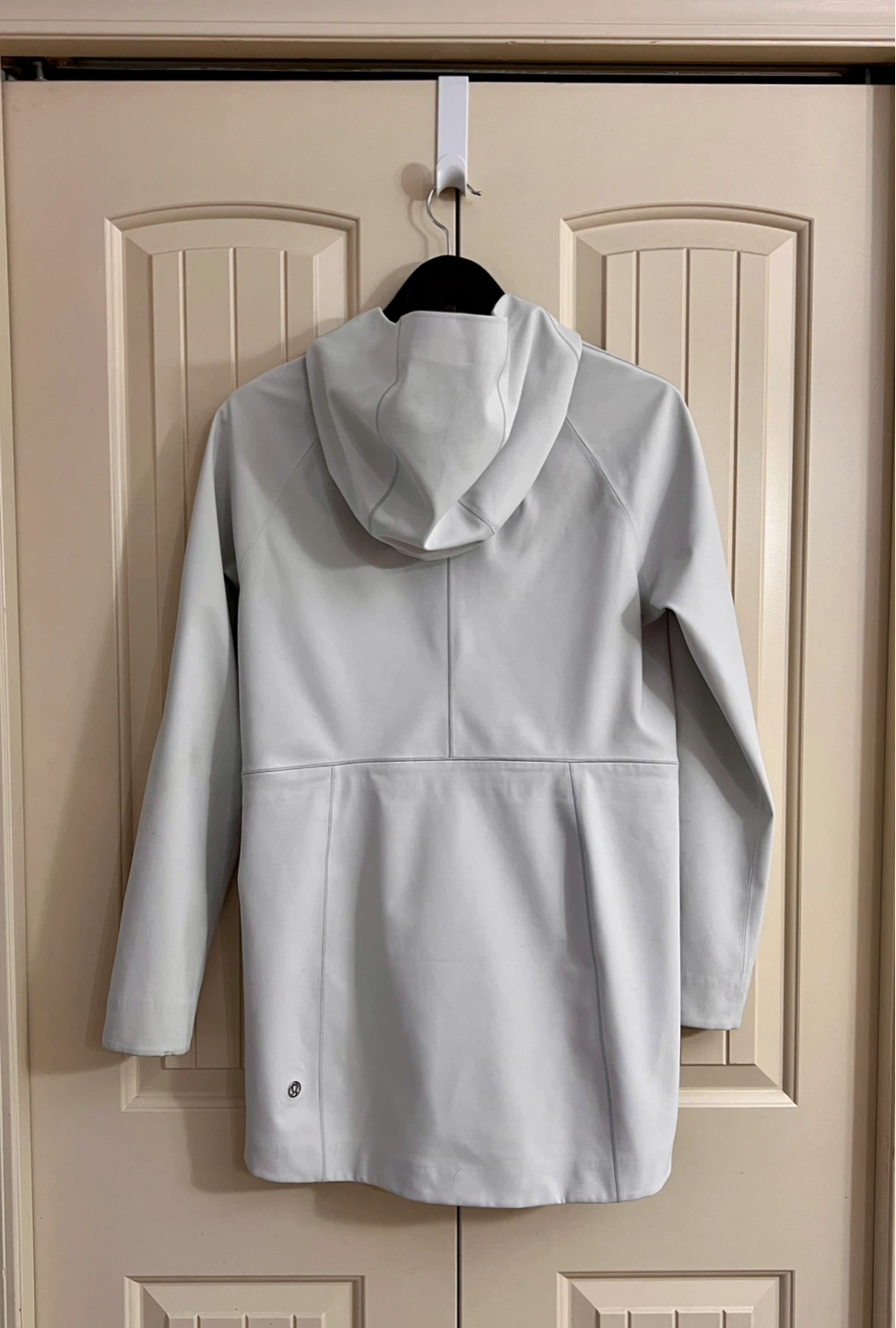 Lululemon Hooded Jacket Size 8 - photo 2