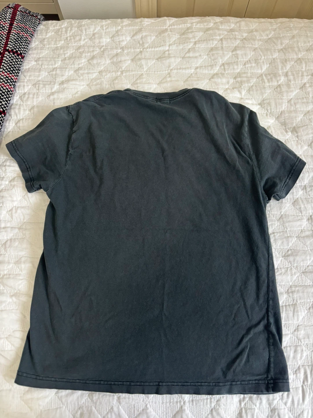Brandy Melville "DEMON 91" Huntington Beach CA Graphic T-Shirt - photo 3