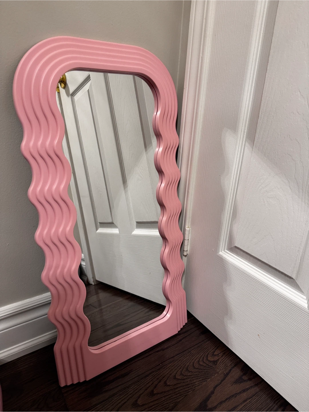 Pink Wavy Border Mirror