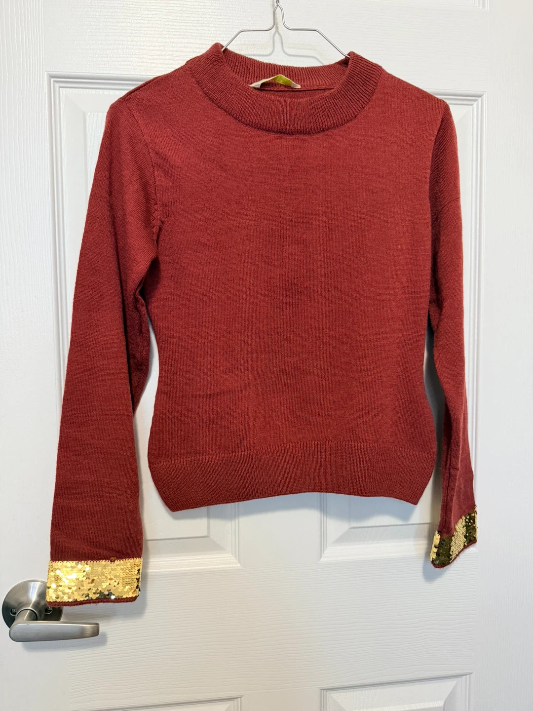 Dressberry Women's Sweater Size S