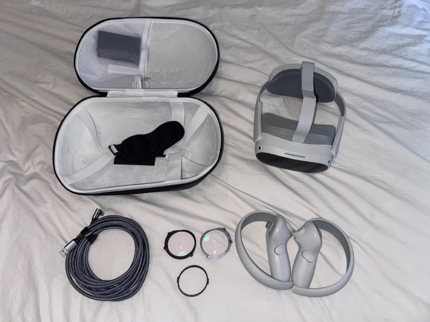 PICO 4 VR Headset - 128GB - photo 2