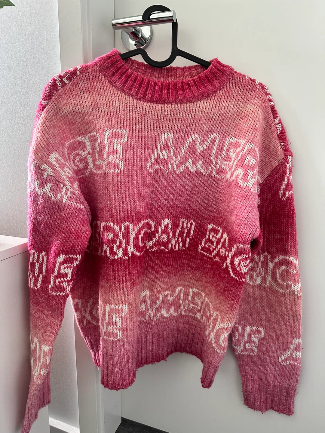 American Eagle Pink Ombre Logo Sweater XXS