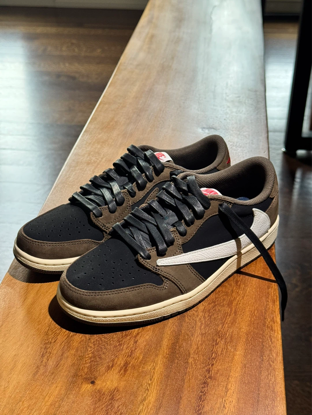 Nike Air Jordan 1 Low Travis Scott Mocha - photo 2