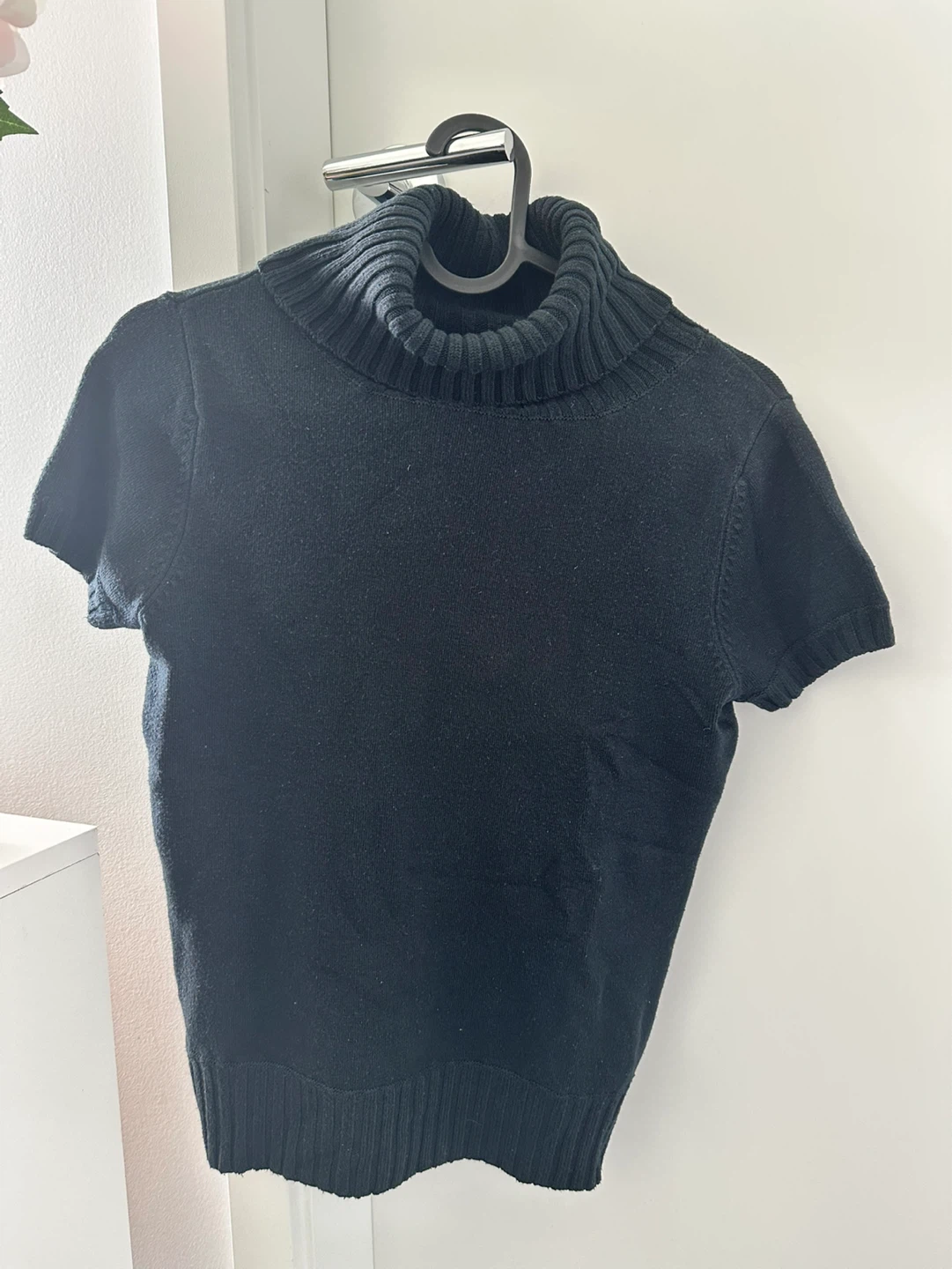 Black Short Sleeve Turtleneck Sweater