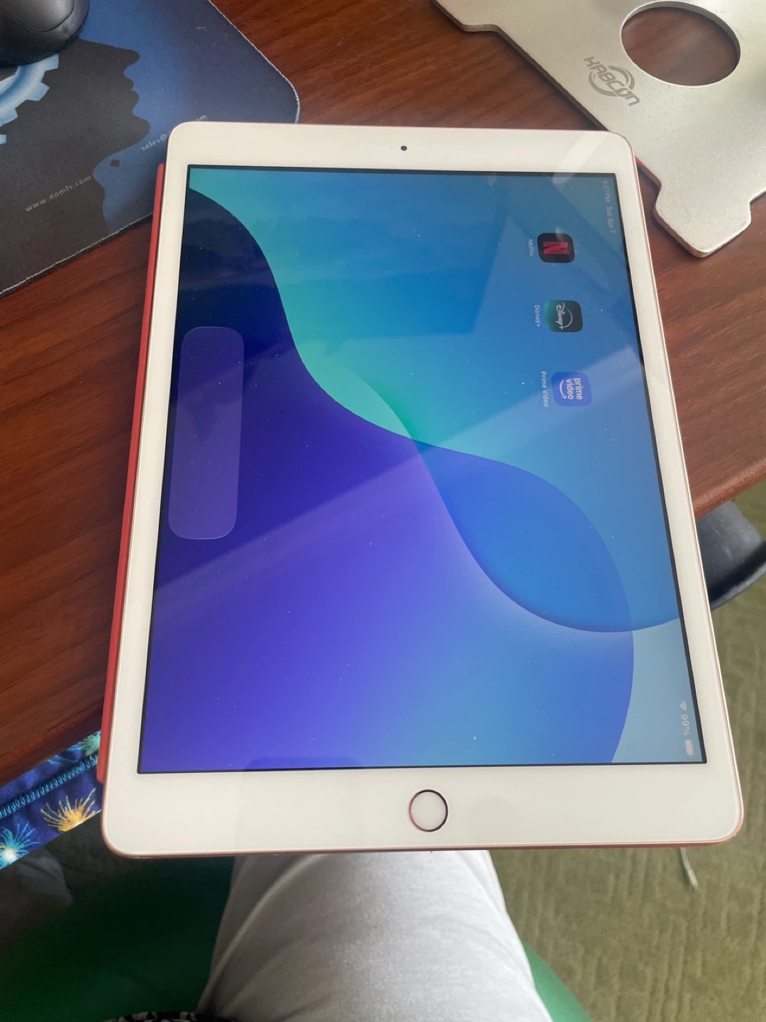 Apple iPad 8th Gen Gold 32GB