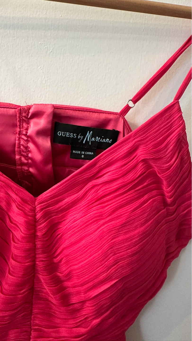 Guess by Marciano Pink Ruched Mini Dress Size 6 - photo 2